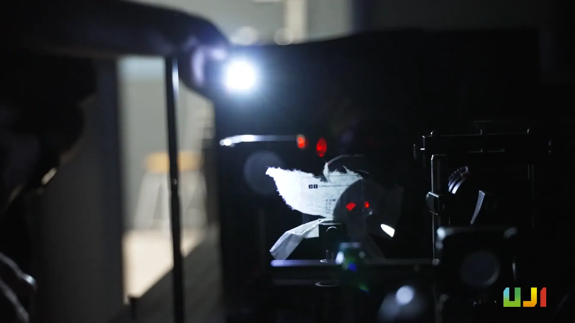 dynamo-lab-light-source